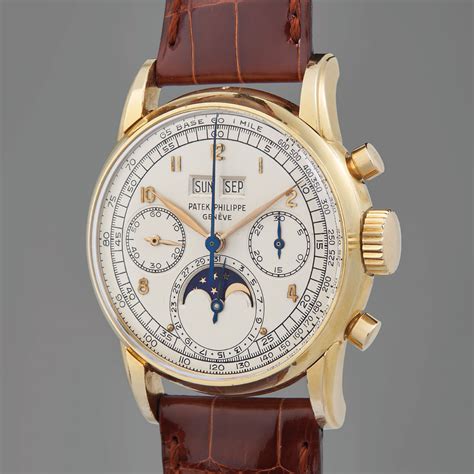 Patek Philippe round watches